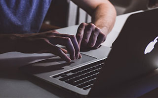 炒股配资开平台:正规炒股指平台杠杆-午后直线拉升 重磅利好突传 这一板块现涨停潮！